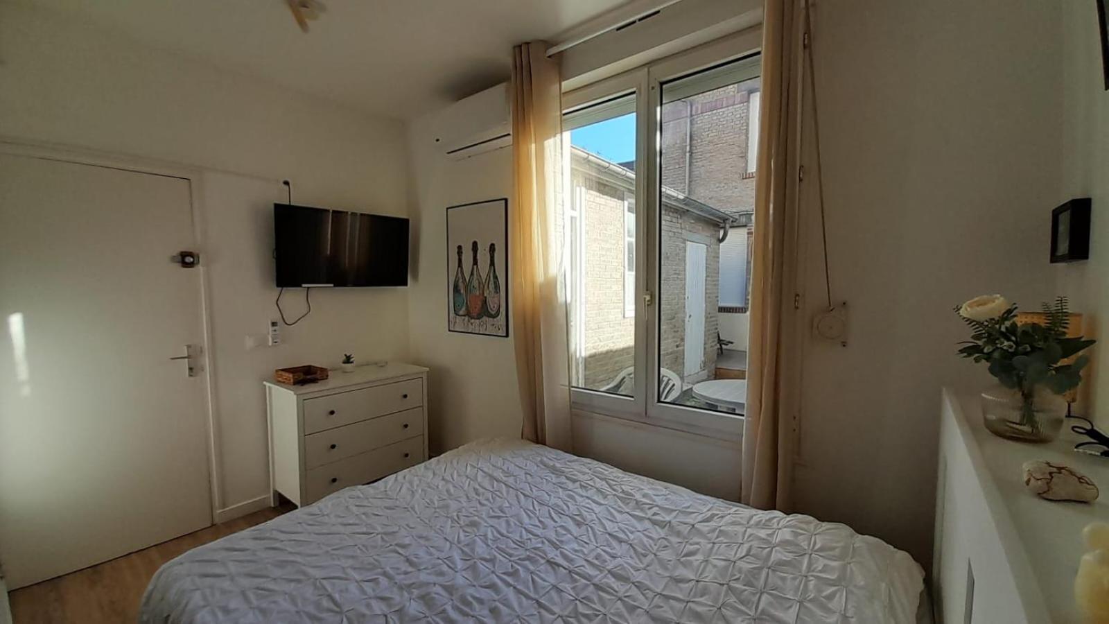 Mahaut, Studio, 2 Pers, Calme, Centre-ville Appartement Reims