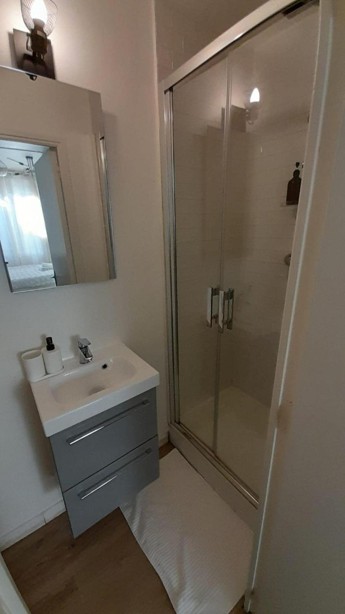 Appartement Mahaut, Studio, 2 Pers, Calme, Centre-ville Reims